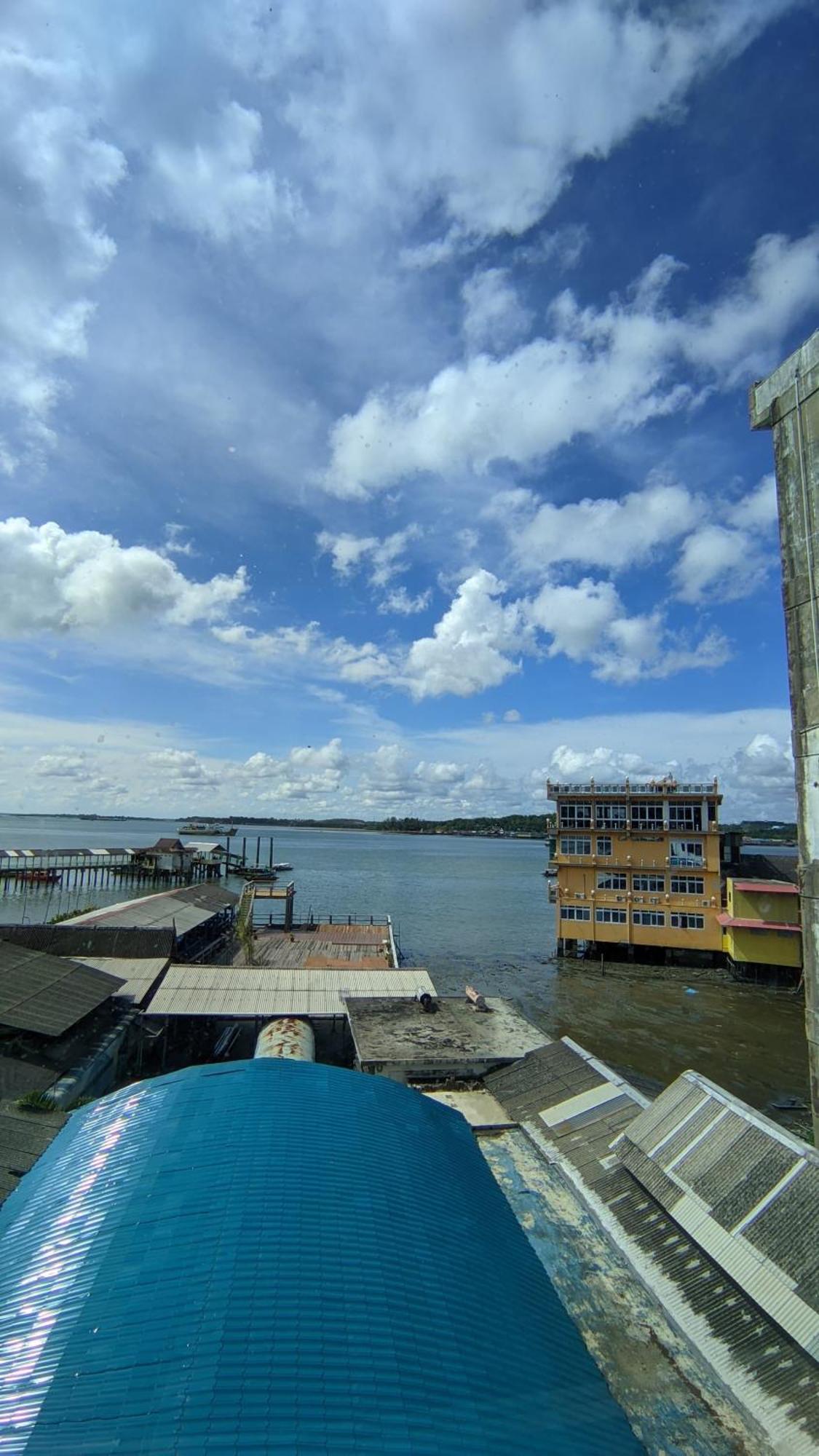 Melin Hotel Tanjungpinang Exteriör bild